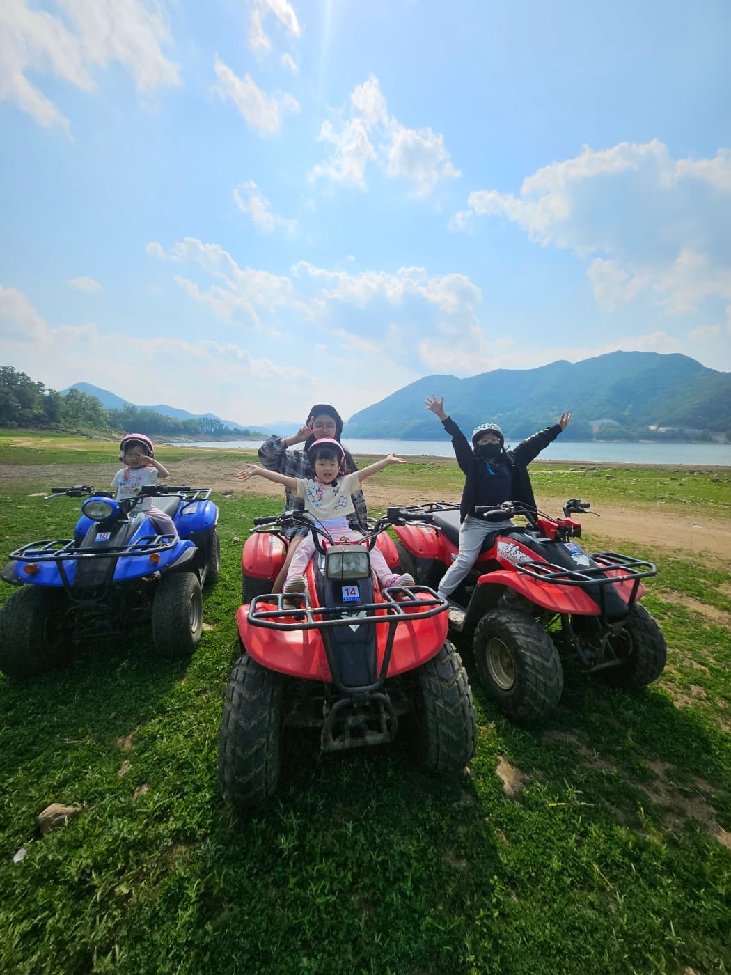 청풍호를 달리는 ATV 가족 체험 첨부 이미지 2